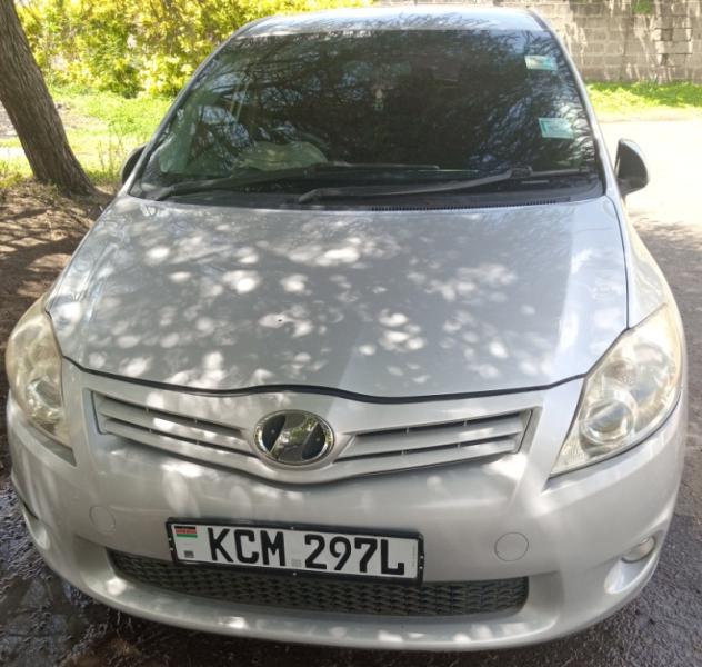 Toyota Auris Hatchback